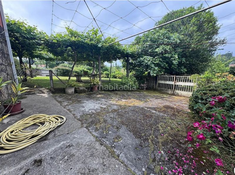 Foto 1a960062-7f8e-4840-b8dd-74ffeab9f2fc. Casa amb xemeneia calefacció aparcament a Parroquias de Santiago Santiago de Compostela