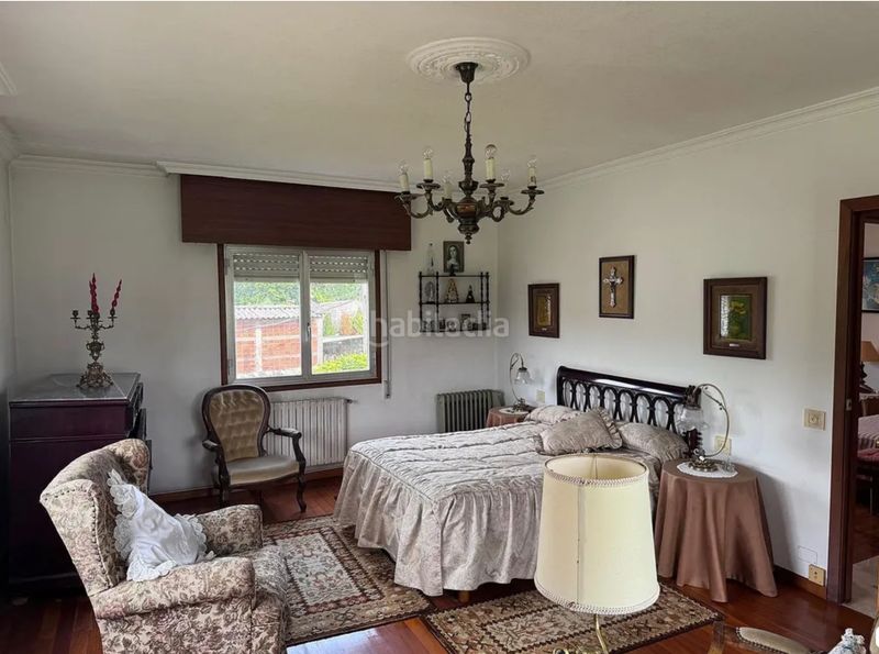 Foto 2fcafe4b-c44d-42d0-b653-27ede47c8e99. Casa amb xemeneia calefacció aparcament a Parroquias de Santiago Santiago de Compostela