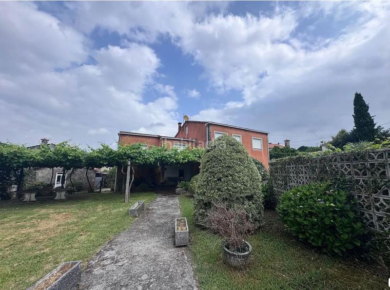 Foto 53412109-6aaf-4561-ba4f-1ce83d01c356. Casa amb xemeneia calefacció aparcament a Parroquias de Santiago Santiago de Compostela