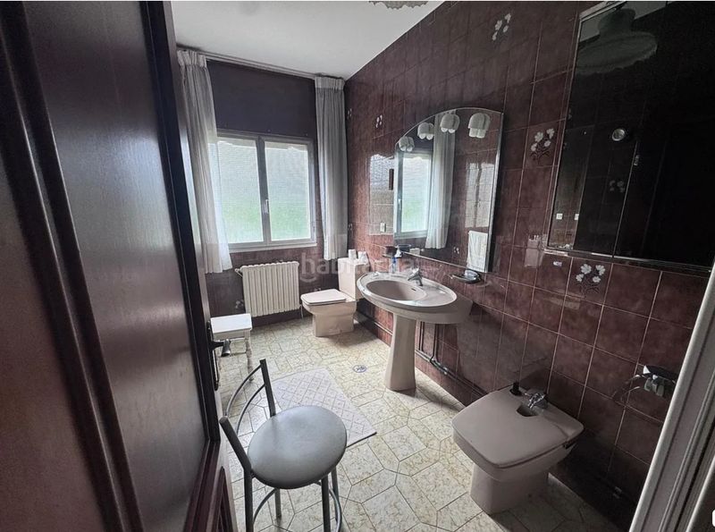 Foto 7e0a5a65-5994-41e3-8c0c-bed81d6e4827. Casa amb xemeneia calefacció aparcament a Parroquias de Santiago Santiago de Compostela