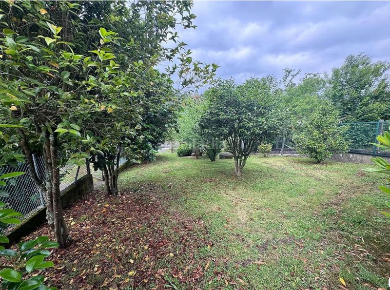 Foto 99a4b39d-4cca-4b64-8831-00fa9feda7ec. Casa amb xemeneia calefacció aparcament a Parroquias de Santiago Santiago de Compostela