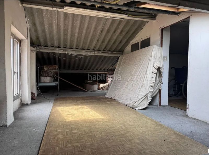 Foto cac5c6e7-04c3-4e59-ba0b-8df7f28a4bf5. Casa amb xemeneia calefacció aparcament a Parroquias de Santiago Santiago de Compostela