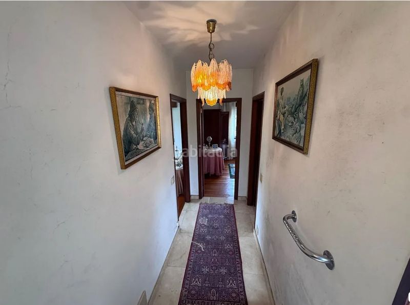 Foto e462ebb3-274d-451a-8134-9d866c760b53. Casa amb xemeneia calefacció aparcament a Parroquias de Santiago Santiago de Compostela