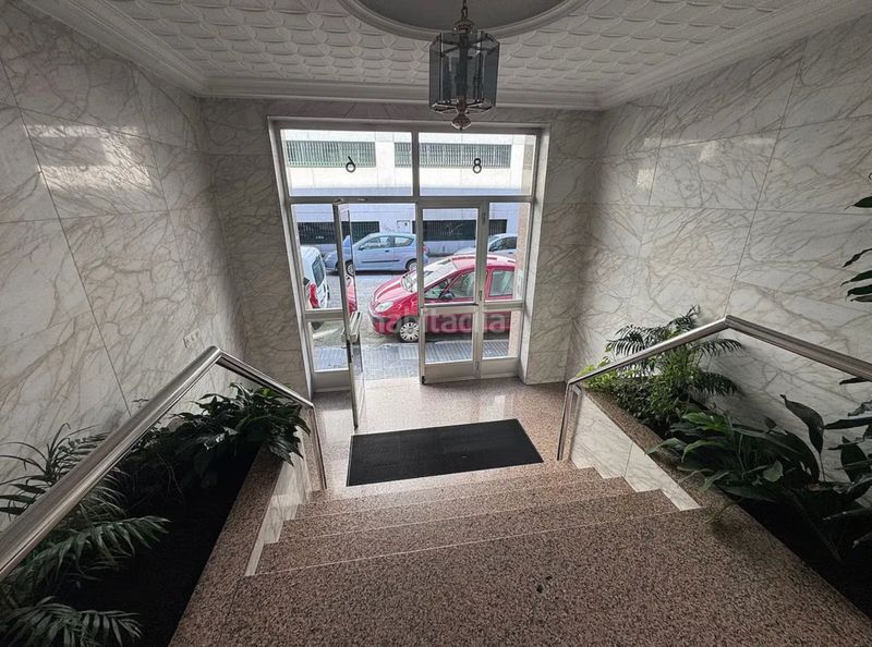 Foto 66ce3597-ec7c-4b1b-beef-dc67046e6051. Lloguer pis amb calefacció aparcament a Porta Nova Ferrol