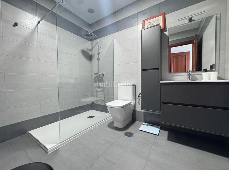 Foto 9ec25ed9-61bc-4a16-83cd-00954cec0069. Lloguer pis amb calefacció aparcament a Porta Nova Ferrol