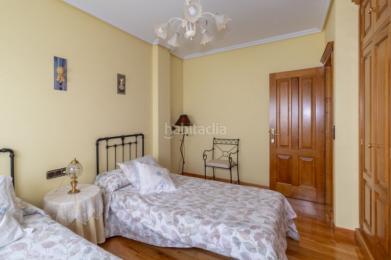 Foto 3fa65fa8-ae2b-456d-a51c-5ebde8040bb7. Edificio  residencial en venta en calle 6, centro, ferrol en Lugo