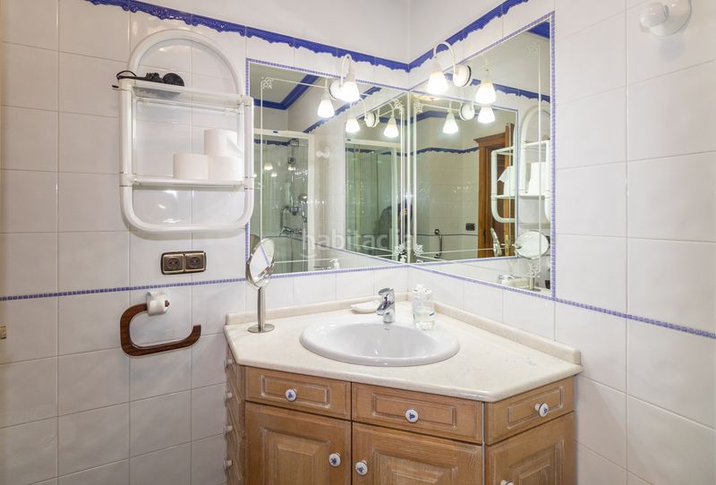 Foto 5cd25829-6ccf-4f76-a561-4bd3f7af5baf. Edificio  residencial en venta en calle 6, centro, ferrol en Lugo