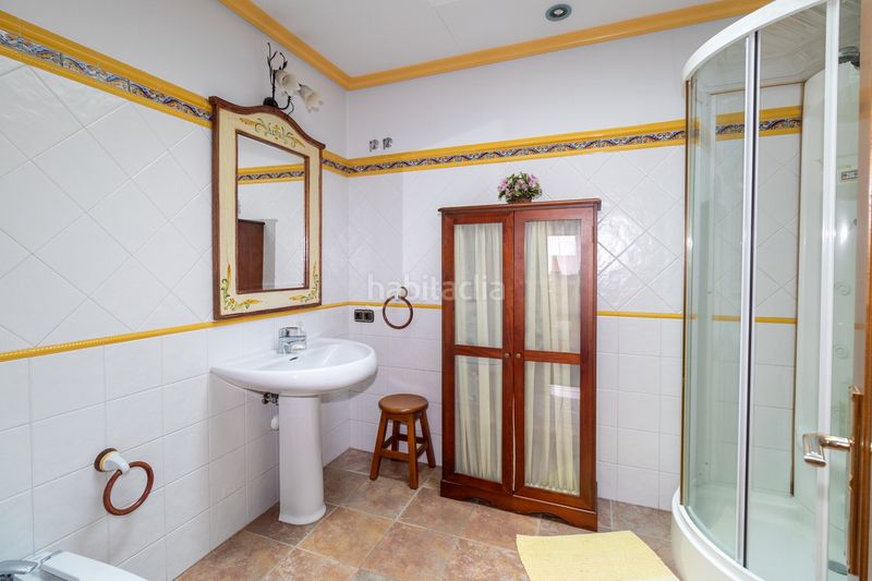 Foto 683d1910-c207-41f7-bef7-ce206dc570ce. Edificio  residencial en venta en calle 6, centro, ferrol en Lugo