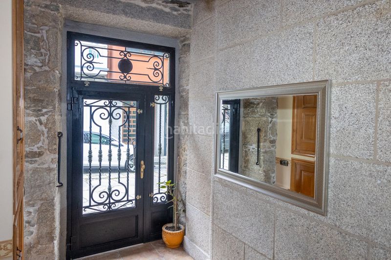 Foto a3d011c0-39ef-4000-98de-713546f1d454. Edificio  residencial en venta en calle 6, centro, ferrol en Lugo