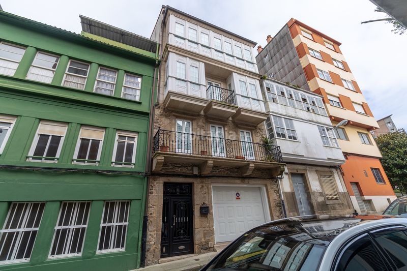 Foto ca61b24d-40bd-4449-a600-bafcd5c2dc46. Edificio  residencial en venta en calle 6, centro, ferrol en Lugo