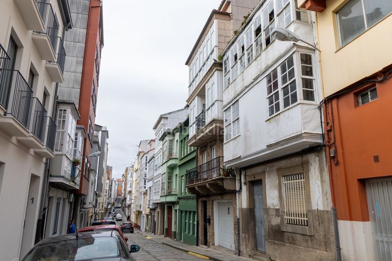 Foto e27c47c2-4330-406e-a762-2304bd8463a5. Edificio  residencial en venta en calle 6, centro, ferrol en Lugo