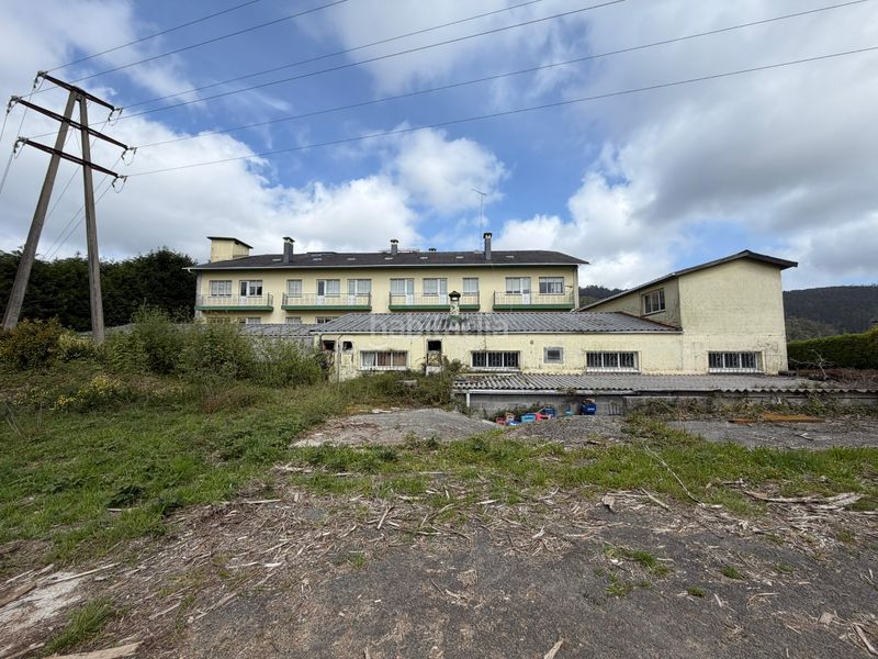 Foto 019e823e-06f1-4fa6-bbe8-799a7baab63c. Edifici a Cedeira