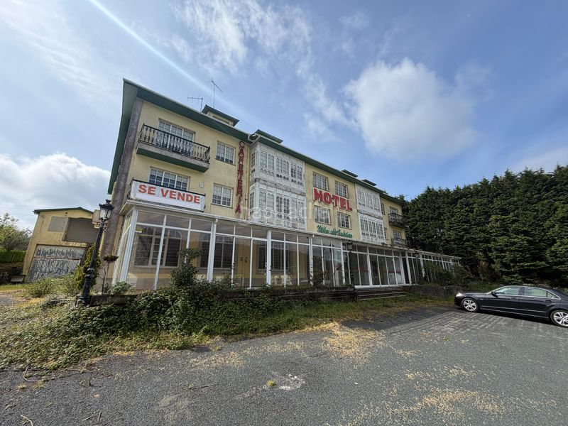 Foto 3fb2b9a5-fec5-4c18-a8af-d6771e33c7f1. Edifici a Cedeira