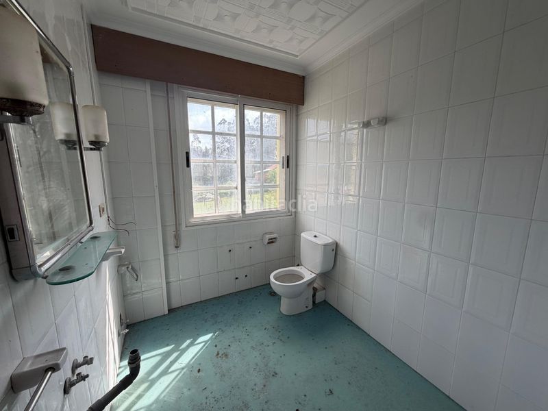 Foto de3df944-a0b0-422f-ad00-eb3ad15135a7. Edifici a Cedeira