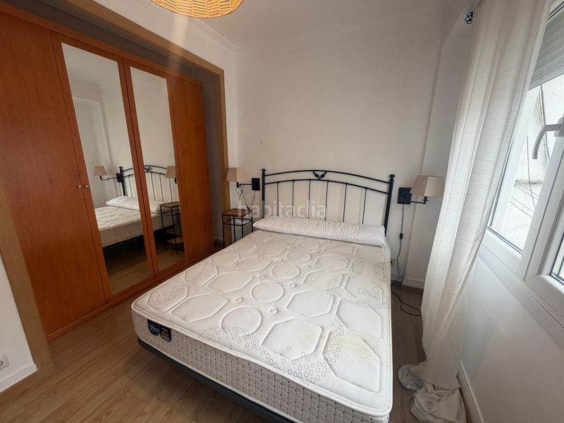 Foto 03ecd789-965d-4568-ac5c-273a3c707400. Rent flat in Centro Ferrol