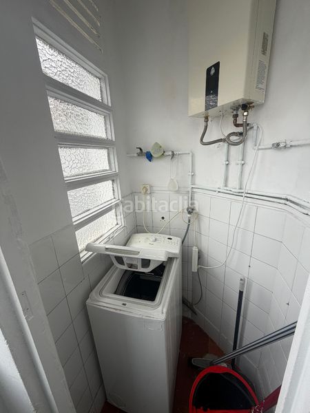 Foto 25f274f2-231e-4057-b21c-6fcdbbe6d972. Rent flat in Centro Ferrol