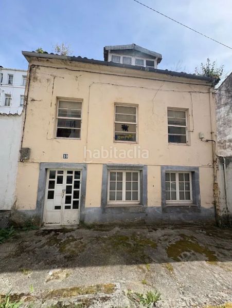 Foto 666f17df-2d96-4f76-a3d5-1bb8484e34d4. Casa adossada a Canido Ferrol