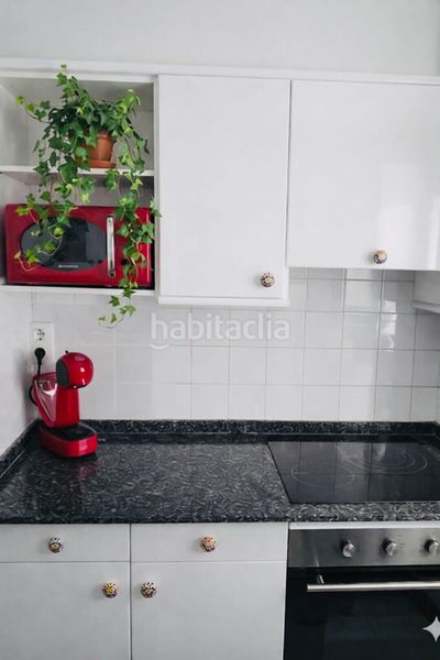 Foto a5540eba-a652-4747-8dfe-e6133d3fbe86. Piso  listo para entrar en Esteiro Ferrol