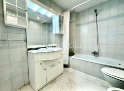 Foto c4f0bf8c-9604-4ee4-ba39-5be168babcd6. Piso  listo para entrar en Esteiro Ferrol