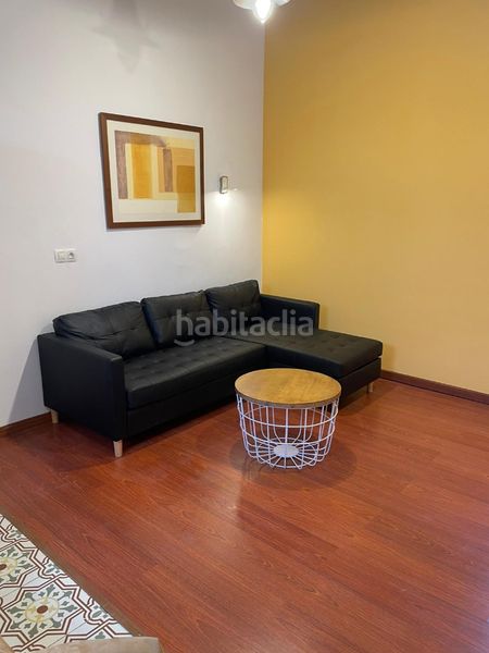 Foto eeb1dcaa-24fb-4ce7-a7ef-4869d503843b. Alquiler piso buhardilla con encanto en el Centro en Ferrol