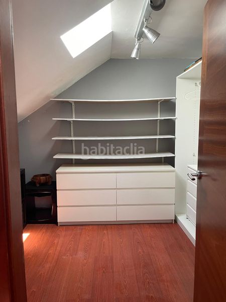 Foto f1209084-bbd8-4249-9ee4-7af25ecfa0ba. Alquiler piso buhardilla con encanto en el Centro en Ferrol