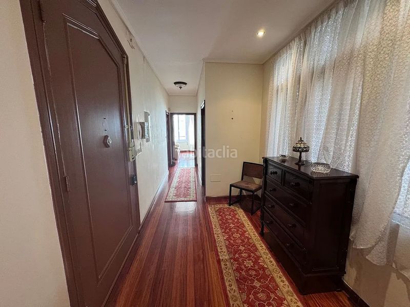 Foto 4c20629f-bdf6-4ffb-a1b0-9bbd910e7250. Rent flat with heating in Centro Ferrol