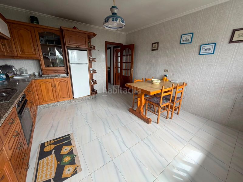 Foto 1659f496-aa4a-4045-8c31-fee54c95d5d6. Casa pareada en Neda