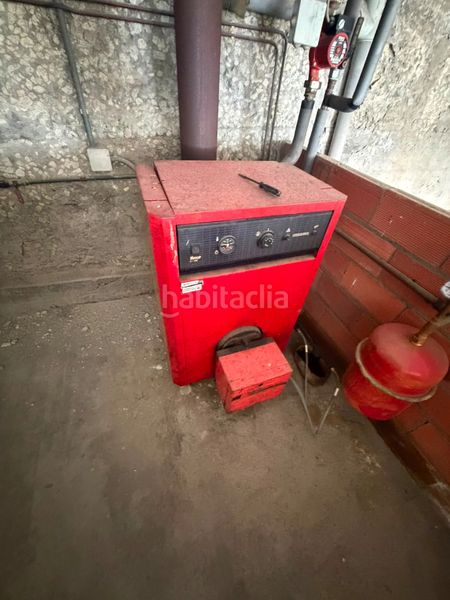 Foto 17cbc1b5-d379-43a1-aa5f-dbe3ae7c7205. Casa pareada en Neda