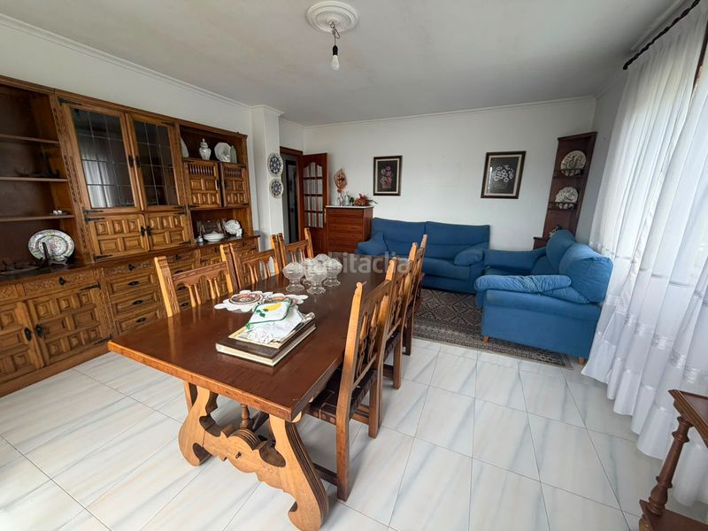 Foto 1f6e2e49-1aae-4f8c-a57e-7d48c1fd2c2c. Casa pareada en Neda