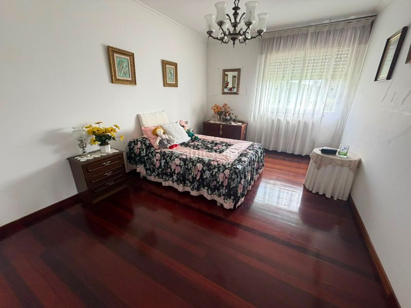 Foto 5b600891-c23e-479f-8841-578ea6e398d8. Casa pareada en Neda