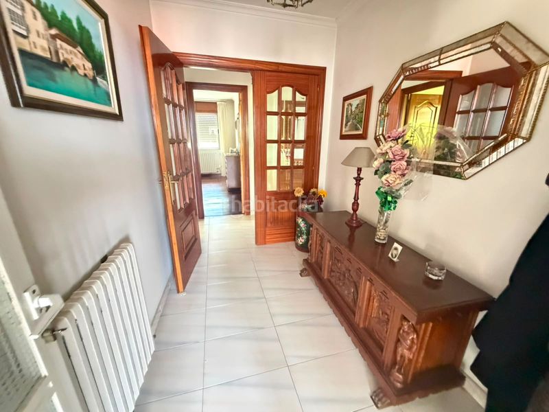 Foto 73be60b6-d469-4f37-99b1-e5e330997474. Casa pareada en Neda