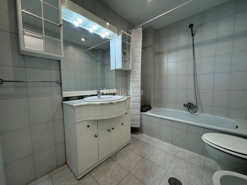 Foto 3a80ac27-1b3a-429b-b621-69c82ddad8a6. Rent flat in Centro Ferrol