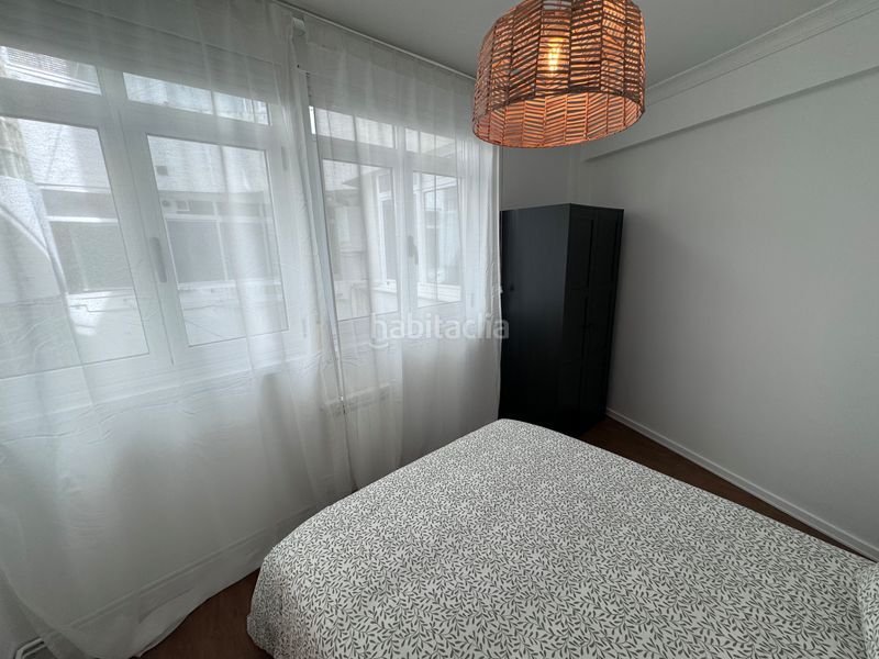 Foto 14c35a0b-fb6b-4b9e-9fd9-b4810826848d. Rent flat with heating in Centro Ferrol