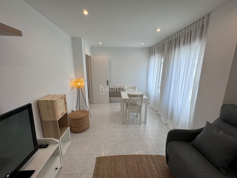 Foto e4bb3a2f-26cf-4639-a2ea-591ec73bc5d0. Rent flat with heating in Centro Ferrol