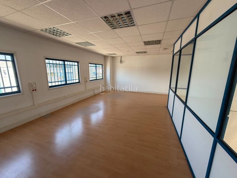 Foto a7e8dab3-8e67-4727-8d93-347f67859a58. Location bâtiment à usage industriel dans San Mateo - Castro - O Val Narón