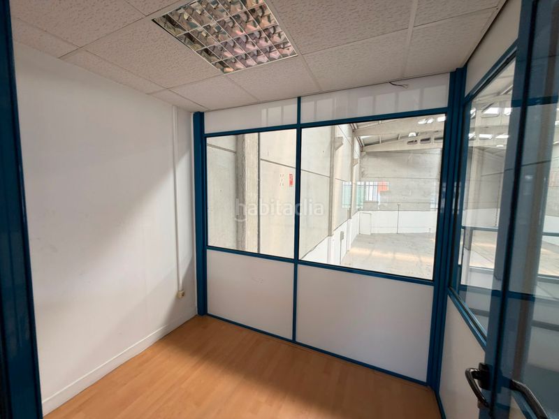 Foto ca6fcd82-e6ab-4e5d-846d-0603c251c1aa. Location bâtiment à usage industriel dans San Mateo - Castro - O Val Narón