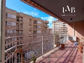 Pis  Calle arago. Amplio piso en una excelente ubicación en calle aragón