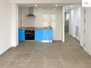 Rent Apartment  Carrer bisbe sastre. Apartamentos a estrenar en alquiler!