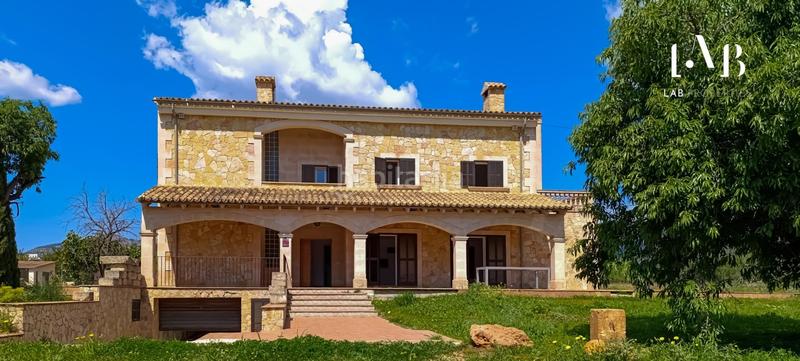 Foto 0f4b821d-9340-4945-a830-c6f6541ac2e4. Masia amb calefacció aparcament piscina a Bunyola