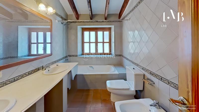 Foto f6d9ba00-9a88-4af1-9bb0-411d521bcc08. Masia amb calefacció aparcament a Valldemosa