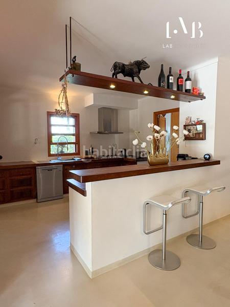 Foto bce7cfbc-a96e-48b9-8d4d-291e358a4f74. Casale con riscaldamento parcheggio piscina in Zona Rústica - Interior Campos