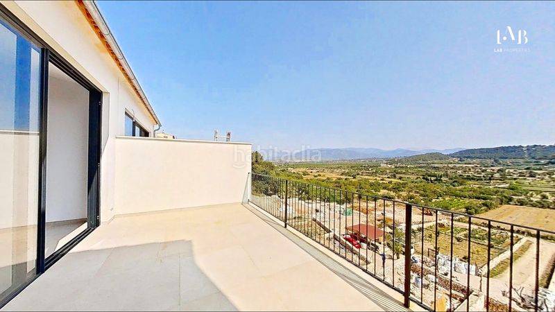 Foto 2ad8d233-6aa5-4c1f-a59a-f76862eef239. Casa adossada amb aparcament a Pòrtol Marratxí