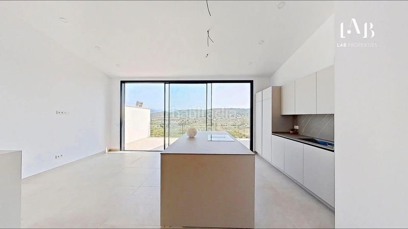 Foto 698d33d1-d30a-4f38-bf7e-f91e3b3c6682. Casa adossada amb aparcament a Pòrtol Marratxí