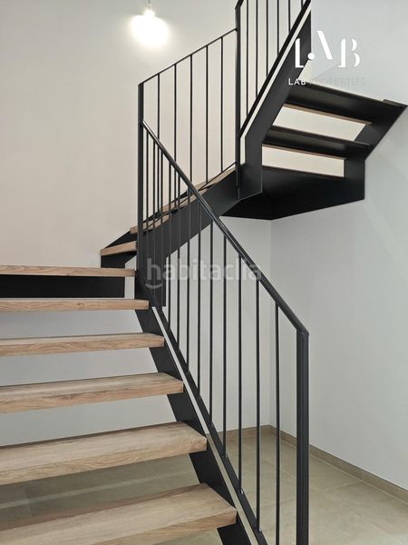 Foto 81cfcd07-c38b-472f-8248-f31970724070. Casa adossada amb aparcament a Pòrtol Marratxí