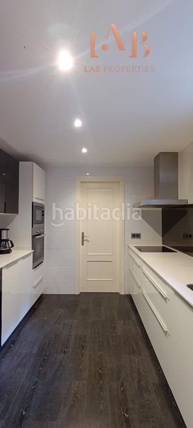 Foto 8794cd82-1554-49b1-acb4-970f9919de19. Àtic amb aparcament piscina a port d´Andratx Andratx