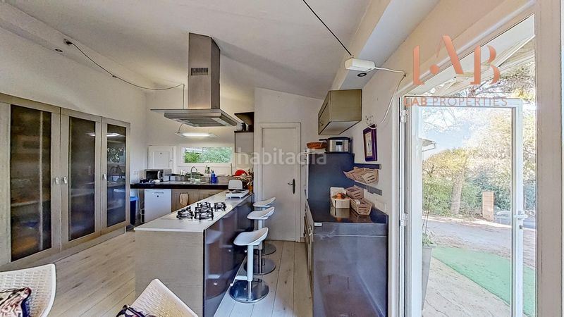 Foto 5be91188-f0d8-44a1-8215-e5f0c1124f50. Masia amb aparcament a Establiments Palma de Mallorca