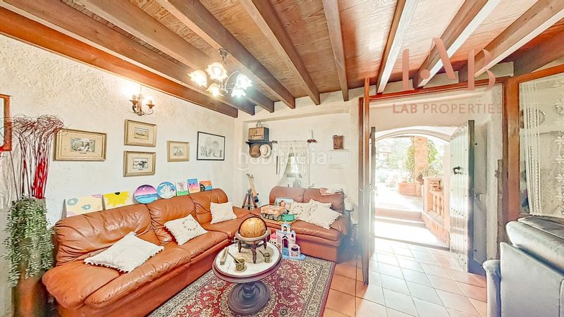 Foto f51b4e6d-626b-4e08-ba21-0f4998018bd8. Casale con piscina in Algaida