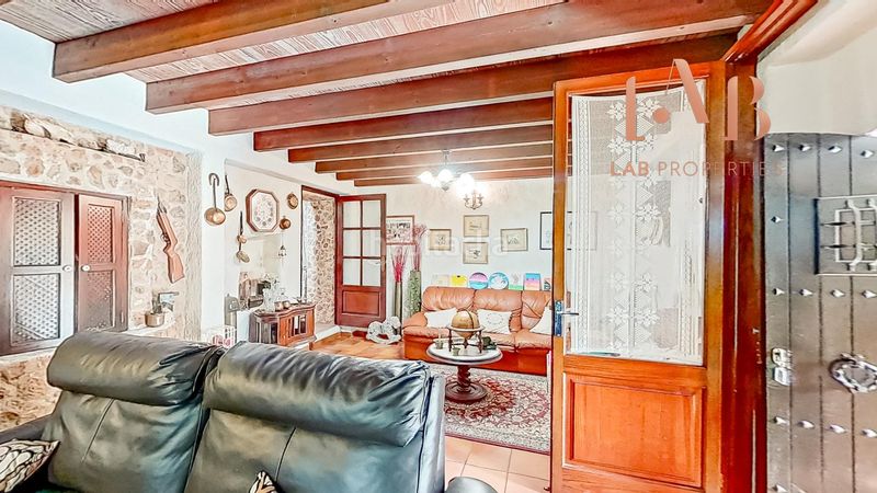 Foto fbe37f0e-ab3c-4e55-9734-9fe2f3144a53. Casale con piscina in Algaida