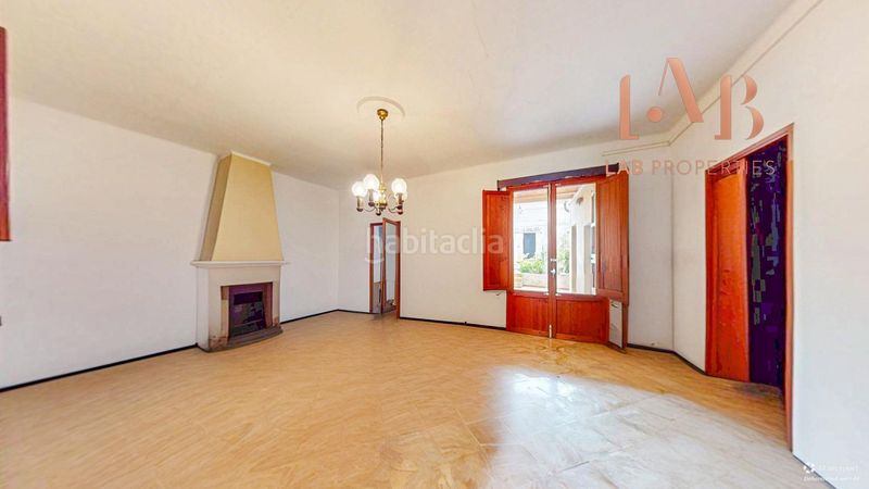 Foto adcf2096-e091-4e4a-9812-9263553660e8. Casa amb aparcament a Llubí