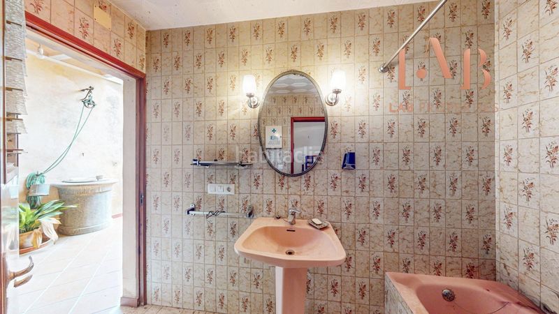 Foto f34d1592-ec5e-4c50-b78b-86e06ce350e7. Casa amb aparcament a Llubí